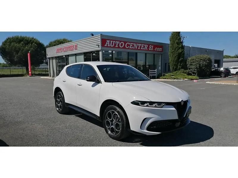 Blanc Utilisé 2024 Alfa Romeo Tonale Sprint SUV | 25 990 € (Prix juste) - Image 1/4