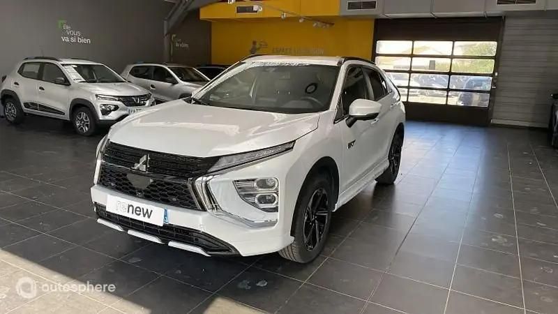 Blanc Utilisé 2022 Mitsubishi Eclipse Cross Intense SUV | 25 799 € (Prix juste) - Image 1/4