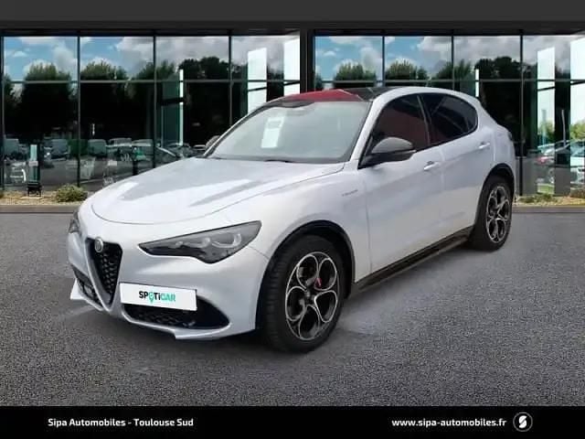 Gris Utilisé 2025 Alfa Romeo Stelvio Veloce SUV | 52 900 € - Image 1/4