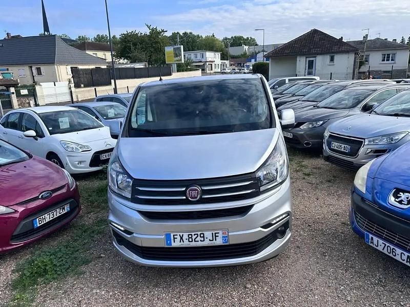 Gris Utilisé 2021 Fiat Talento Van | 15 600 € - Image 1/4