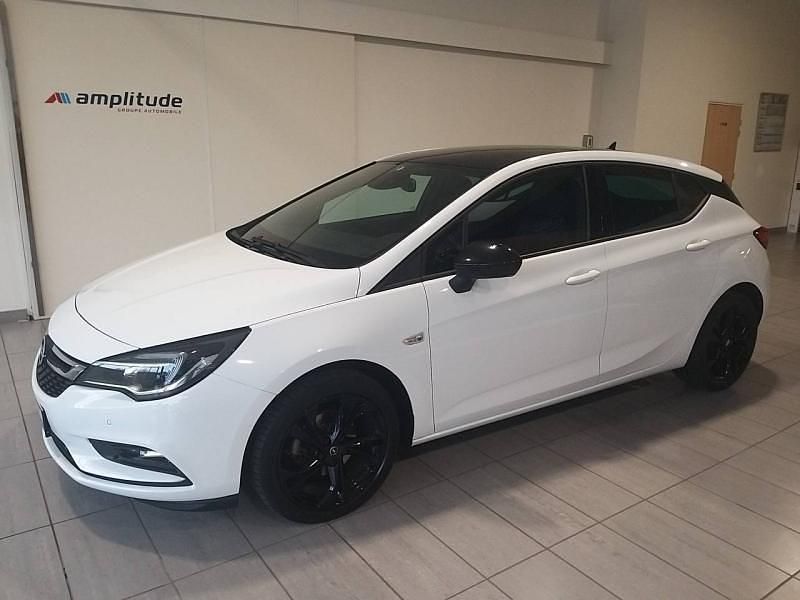 Blanc glacier Utilisé 2019 Opel Astra Edition Berline | 9 990 € (Prix cher) - Image 1/4