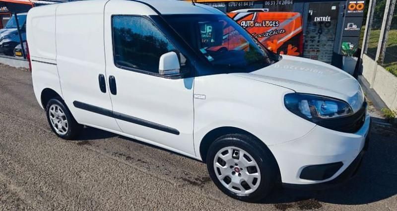 Utilisé 2019 Fiat Doblò Monospace | 7 950 € (Bon prix) - Image 1/4