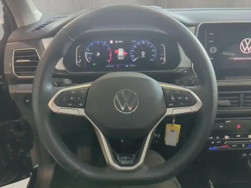Image 2/4