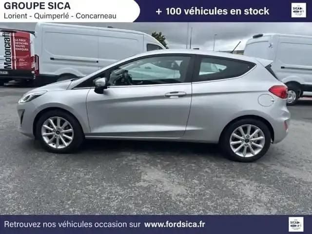 Occasion Ford Fiesta Titanium 2018 Gris lunaire Berline