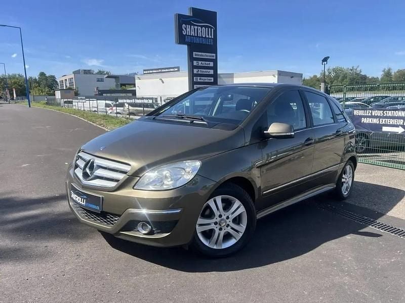 Utilisé 2009 Mercedes B200 Monospace | 4 990 € - Image 1/4