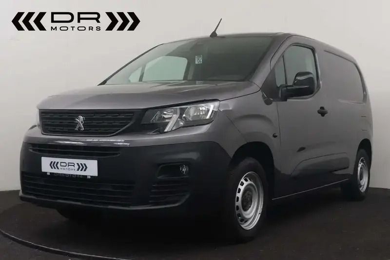 Gris Utilisé 2022 Peugeot Partner Monospace | 17 995 € - Image 1/4