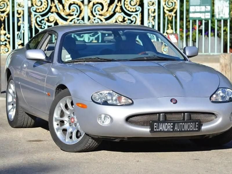 Gris Utilisé 2002 Jaguar XKR R Coupé | 12 500 € - Image 1/4