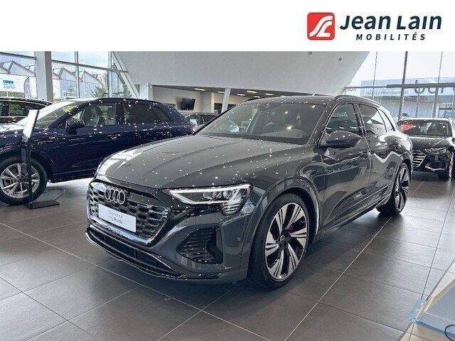 Gris magnétique Utilisé 2024 Audi Q8 e-tron S-Line SUV | 66 900 € (Super prix) - Image 1/4