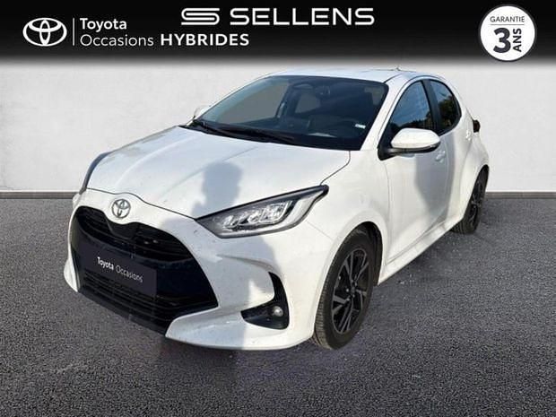 Blanc Utilisé 2024 Toyota Yaris Hybrid Design | 23 490 € (Prix juste) - Image 1/4