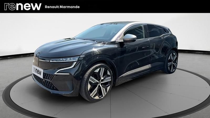 Noir Utilisé 2023 Renault Mégane Iconic Berline | 27 899 € (Prix juste) - Image 1/4