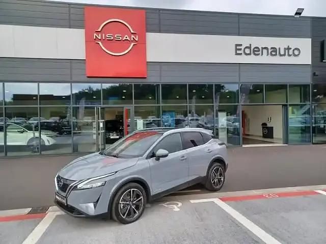 Gris Utilisé 2024 Nissan Qashqai Tekna SUV | 27 900 € (Prix juste) - Image 1/4