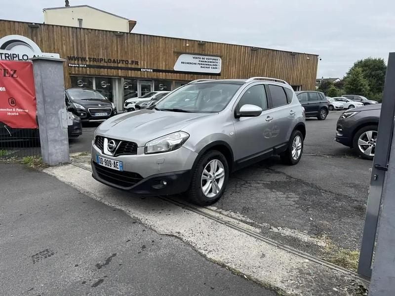 Gris Utilisé 2014 Nissan Qashqai Tekna SUV | 7 990 € (Prix assez cher) - Image 1/4