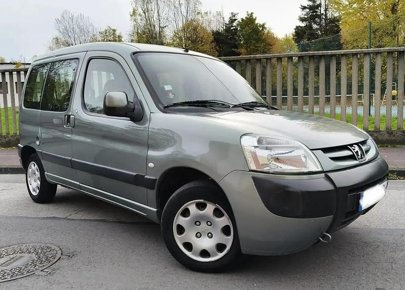 Utilisé 2004 Peugeot Partner Van | 2 000 € - Image 1/4