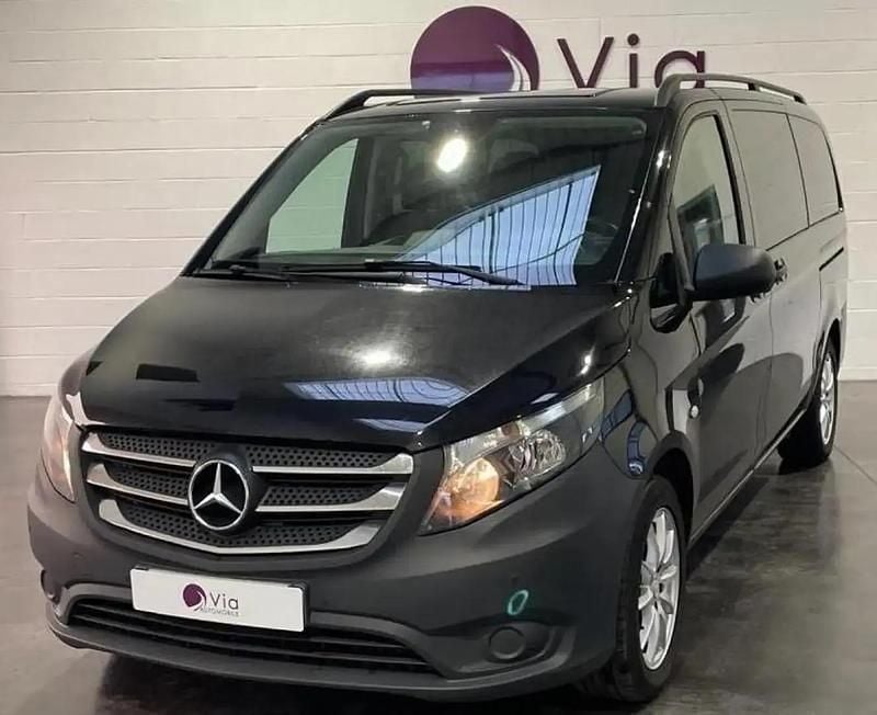 Noir Occasion 2016 Mercedes Vito Van | 21 990 € - Image 1/4