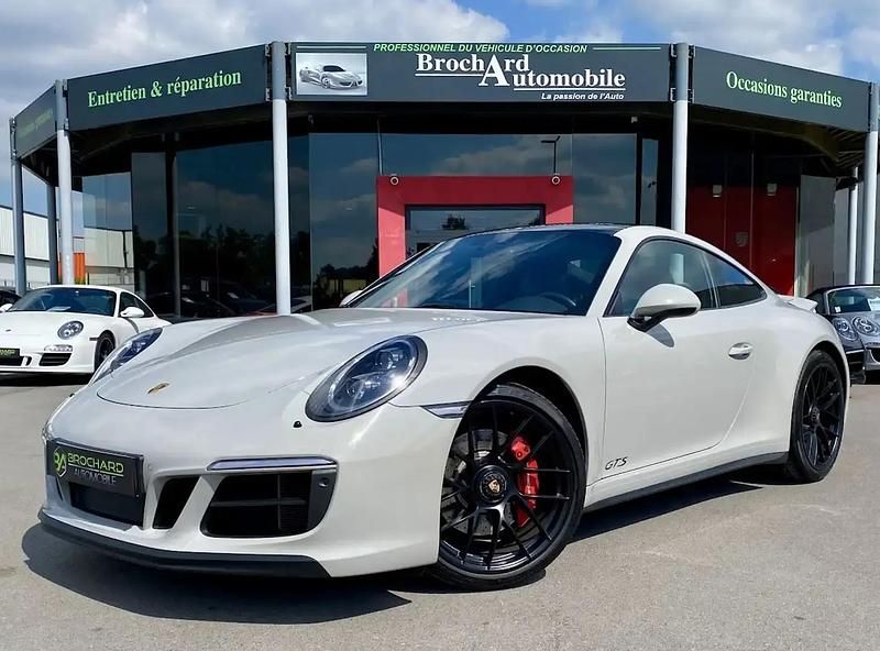 Gris Utilisé 2018 Porsche 911 Carrera GTS Coupé | 124 900 € (Prix juste) - Image 1/4