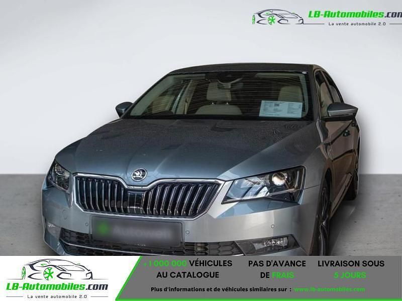 Utilisé 2016 Skoda Superb Berline | 27 400 € (Prix juste) - Image 1/4
