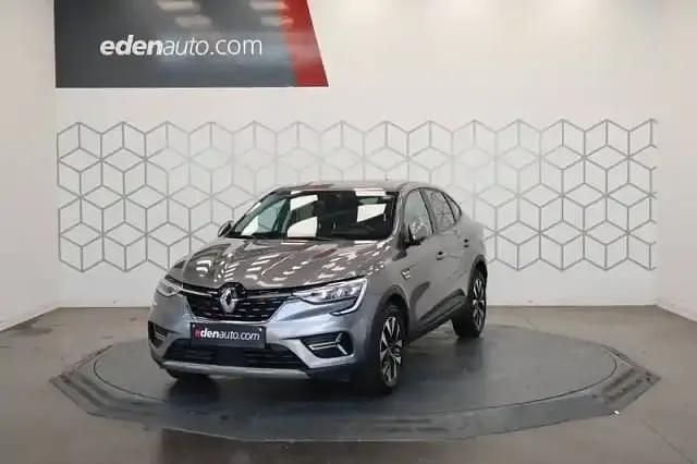 Gris Utilisé 2023 Renault Arkana Evolution SUV | 21 870 € (Prix juste) - Image 1/4