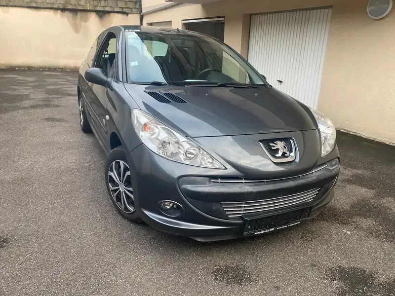 Gris Utilisé 2012 Peugeot 206+ Citadine | 3 499 € (Bon prix) - Image 1/4