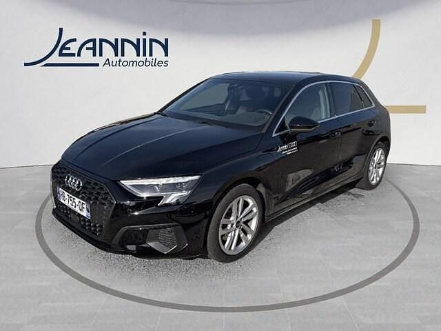 Noir mythe métallisé Utilisé 2024 Audi A3 Sportback e-tron Business Citadine | 35 990 € (Prix juste) - Image 1/4