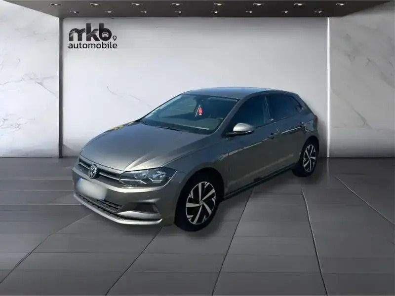 Gris Utilisé 2018 VW Polo Coupé | 15 490 € (Prix juste) - Image 1/4