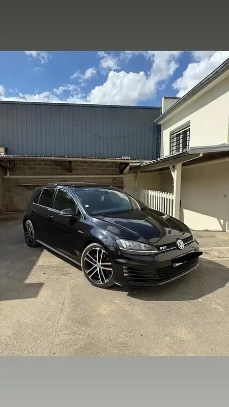 Utilisé 2015 VW Golf VII GTD Berline | 16 800 € (Prix assez cher) - Image 1/4