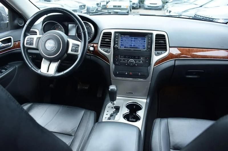 Occasion Jeep Grand Cherokee Limited 245 ch (180 kW) 2012 Gris SUV