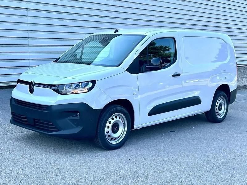 Blanc Nouvelle 2025 Citroën Berlingo Monospace | 25 790 € (Bon prix) - Image 1/2