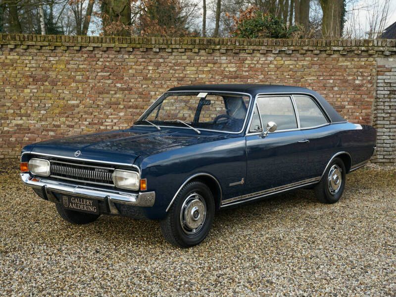Bleu Occasion 1970 Opel Commodore S Coupé | 29 950 € - Image 1/4