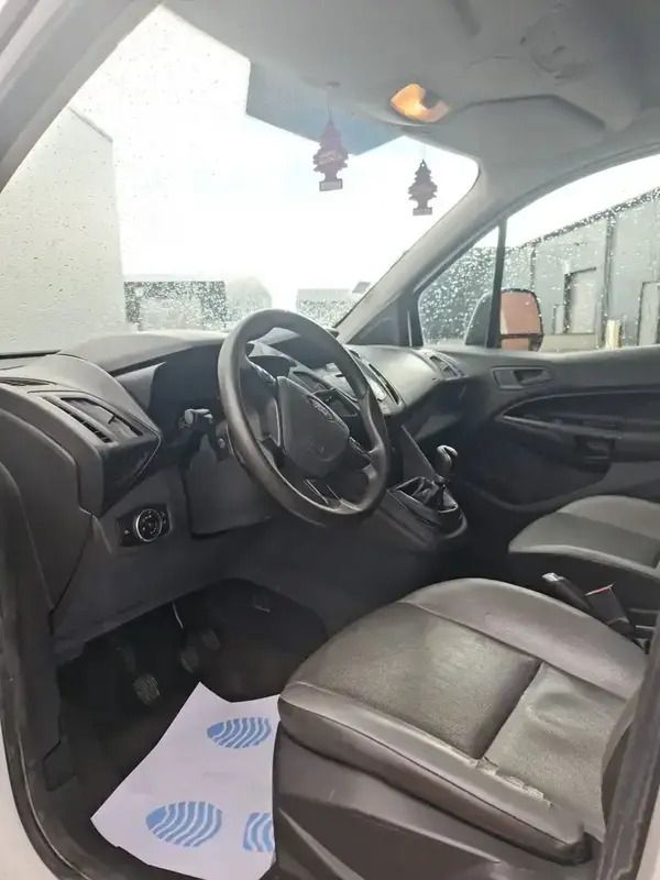 Image 2/4