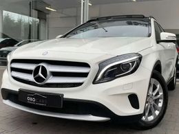 Mercedes GLA220