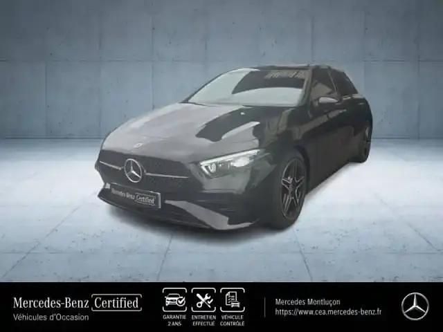 Noir cosmos métallisé Occasion 2025 Mercedes A200 AMG line Berline | 46 950 € - Image 1/4