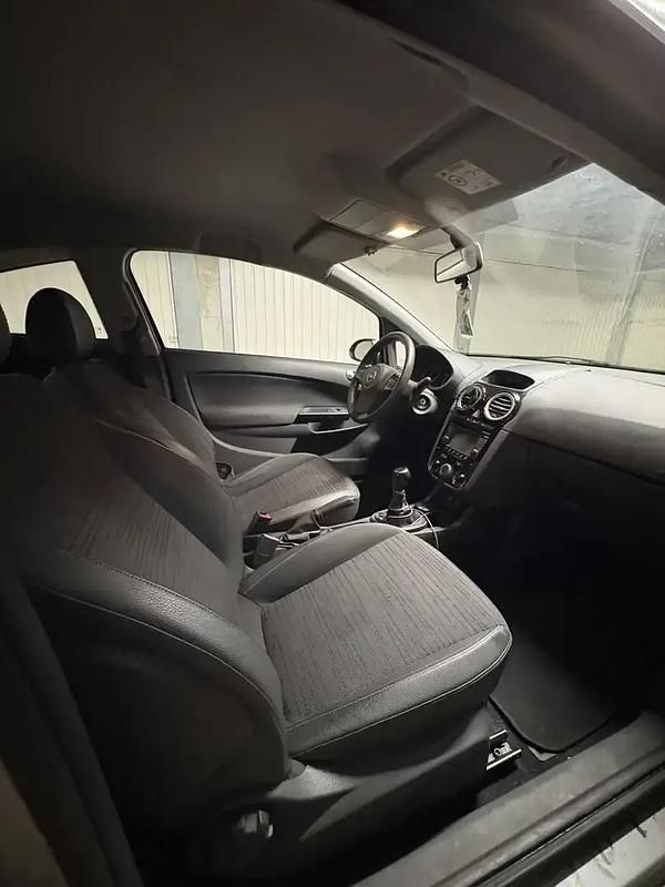 Utilisé 2014 Opel Corsa Berline | 3 800 € (Bon prix) - Image 1/4