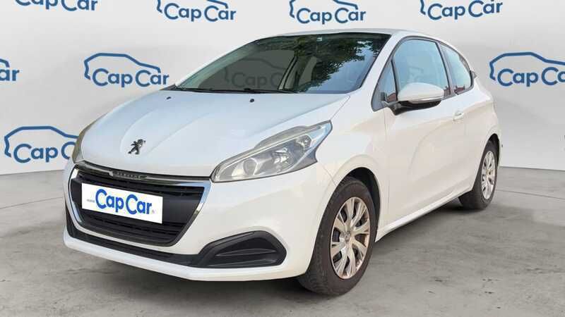 Blanc Utilisé 2015 Peugeot 208 Allure Citadine | 5 490 € (Bon prix) - Image 1/3
