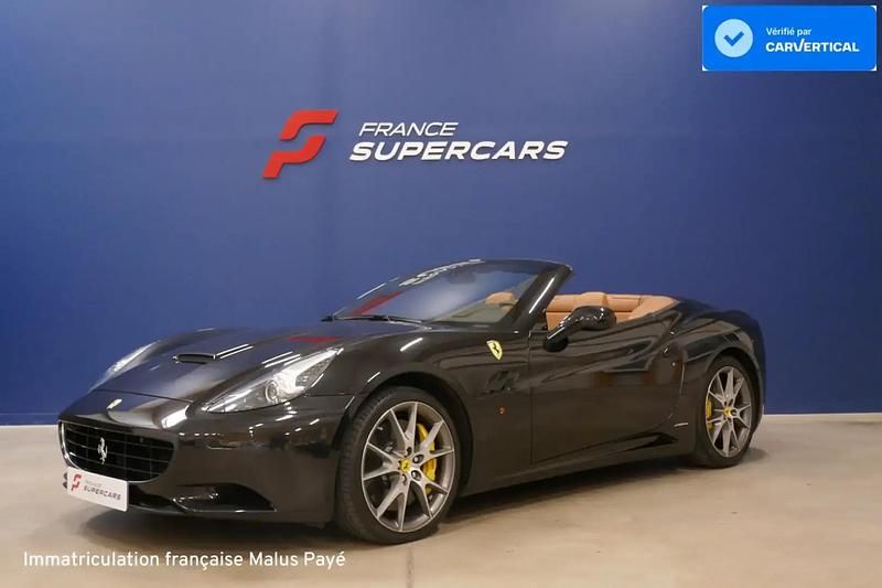 Noir Occasion 2010 Ferrari California Cabriolet | 114 900 € - Image 1/4