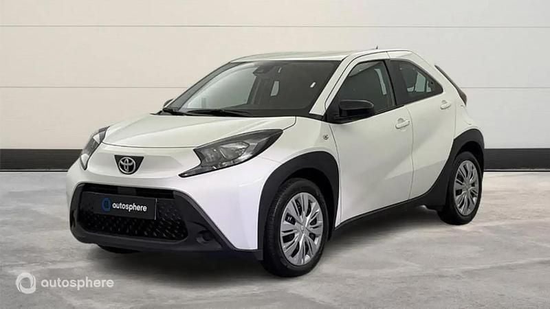 Blanc Utilisé 2022 Toyota Aygo X SUV | 14 499 € - Image 1/4