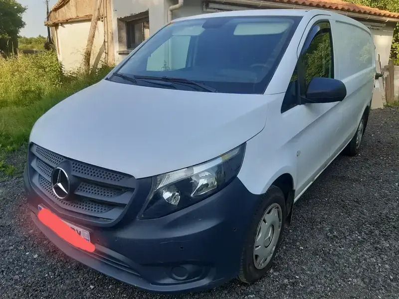 Blanc Utilisé 2018 Mercedes Vito Monospace | 9 000 € - Image 1/4