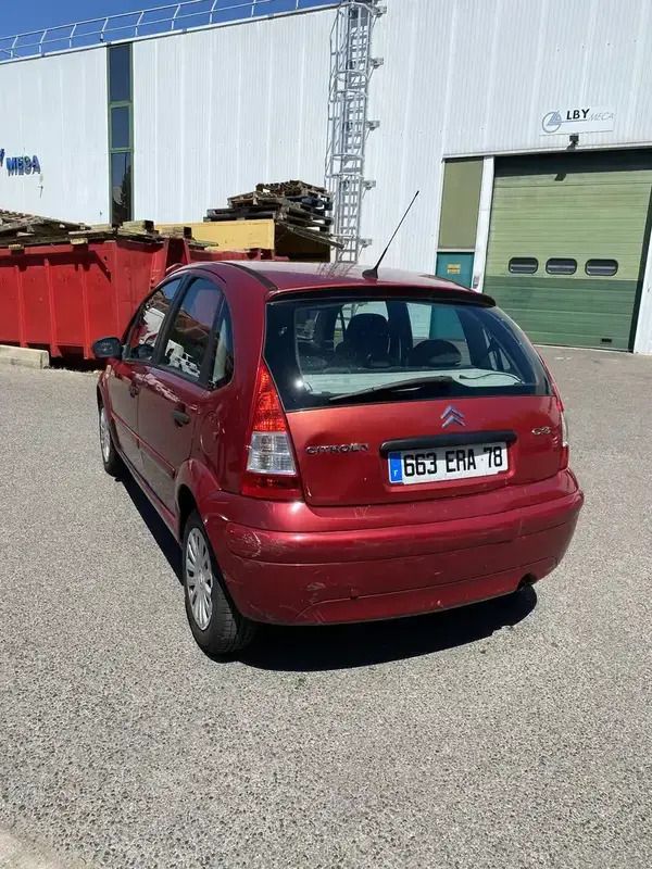 Image 2/4