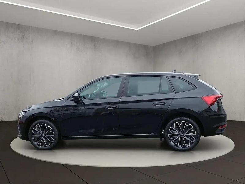 Nouvelle Skoda Scala Drive 204 ch (150 kW) 2025 Noir Citadine