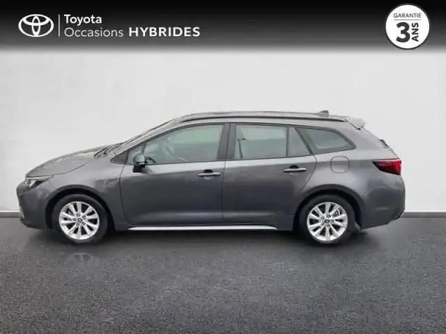 Occasion Toyota Corolla Business Edition 2025 Gris atlas métallisé Break