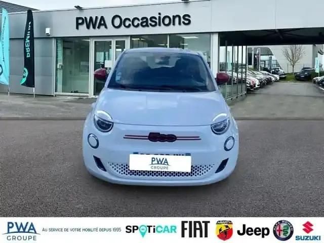 Occasion Fiat 500e Red 69 kW (95 ch) 2023 Ice white pastel Citadine
