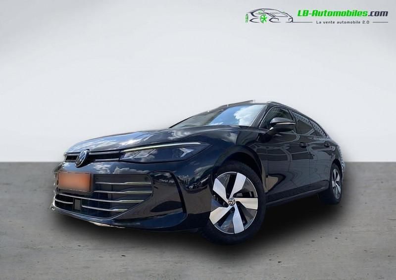 Utilisé 2024 VW Passat Break | 37 500 € (Prix cher) - Image 1/4