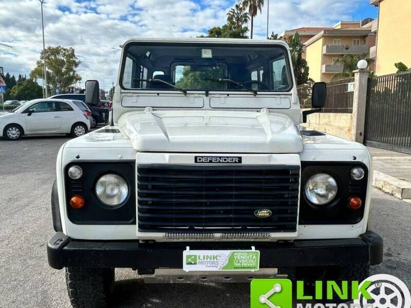 Occasion Land Rover Defender 122 ch (89 kW) 1999 Beige SUV