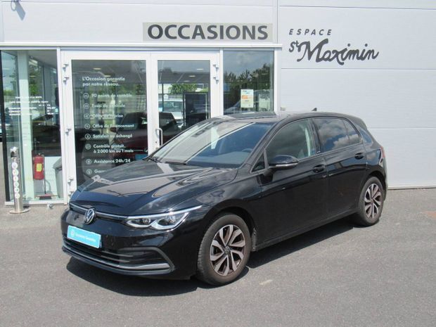 Noir Utilisé 2023 VW Golf VIII Active Berline | 26 990 € (Prix juste) - Image 1/4