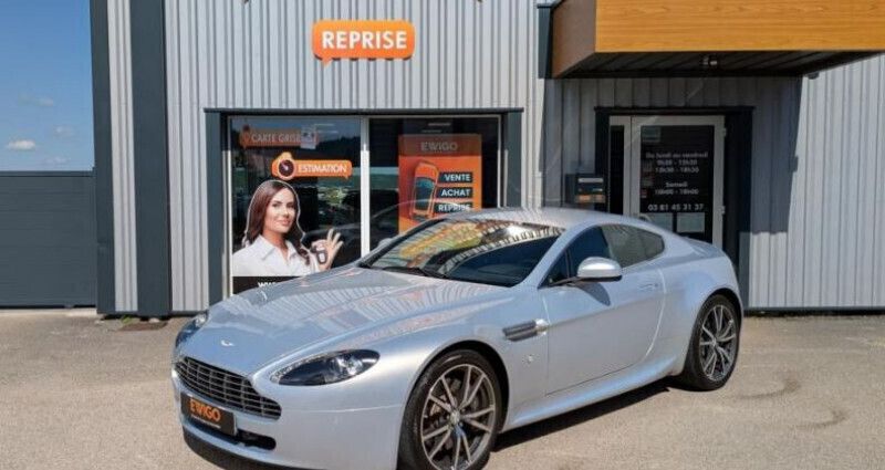 Utilisé 2010 Aston Martin V8 Vantage Coupé | 62 890 € (Prix juste) - Image 1/4