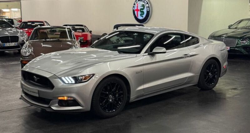 Utilisé 2015 Ford Mustang GT Fastback Coupé | 41 900 € (Prix juste) - Image 1/4