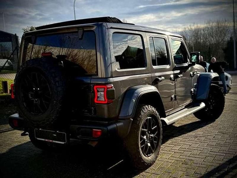 Occasion Jeep Wrangler Sahara 379 ch (278 kW) 2021 Gris SUV