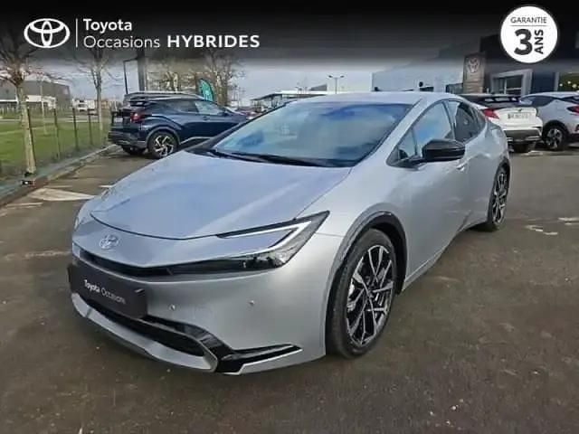 Gris mineral Utilisé 2025 Toyota Prius Design Berline | 39 990 € - Image 1/4
