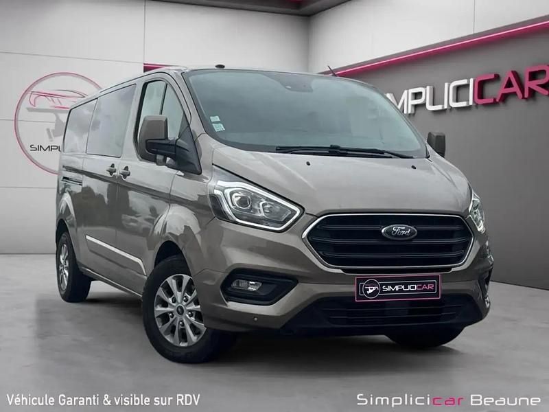 Utilisé 2019 Ford Transit Custom Limited Van | 26 990 € (Prix juste) - Image 1/4