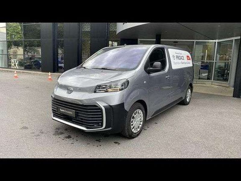 Utilisé 2024 Toyota Proace Van | 38 790 € - Image 1/1