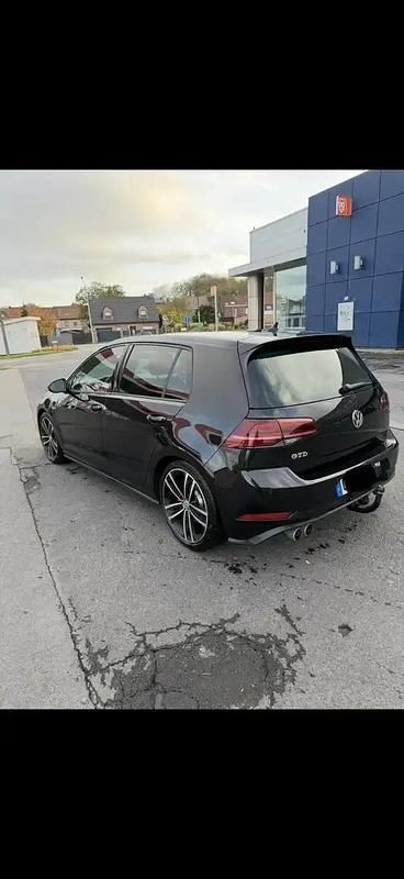 Noir Occasion 2019 VW Golf GTD Berline | 23 000 € - Image 1/4